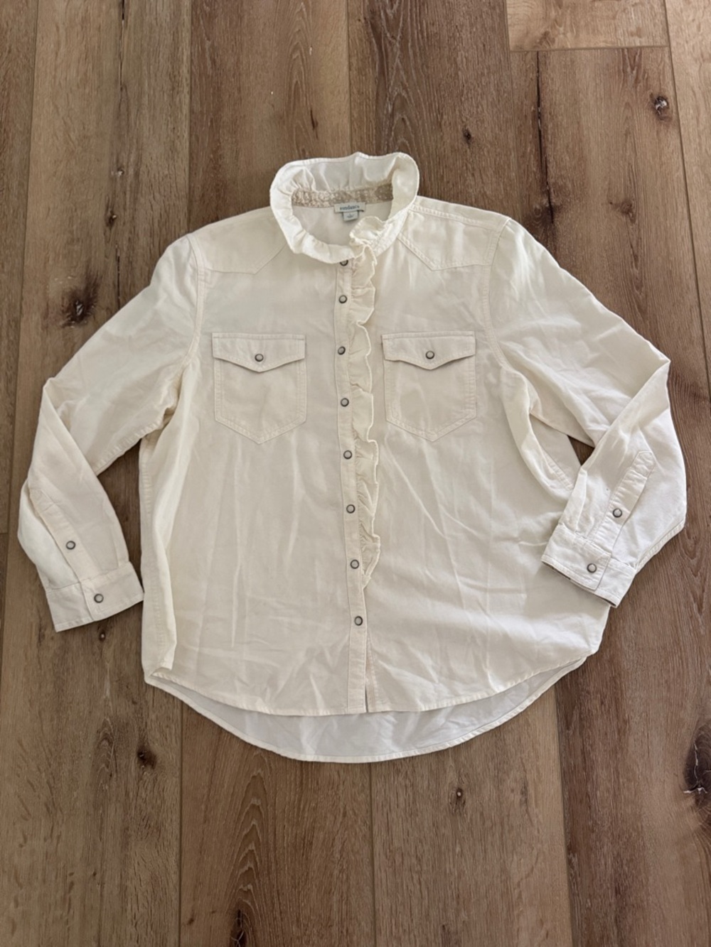 Sundance | Ivory Ruffle Collar | Snap Button Front Top | Corduroy | size L